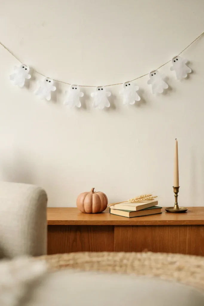 Mini Ghost Garland