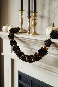 Black Pinecone Garland