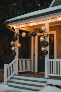 Black and Gold Ornament Clusters