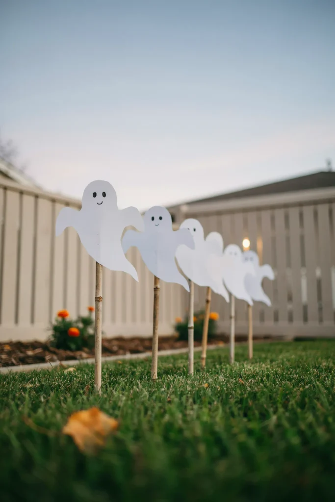 Ghost Cutout Cluster