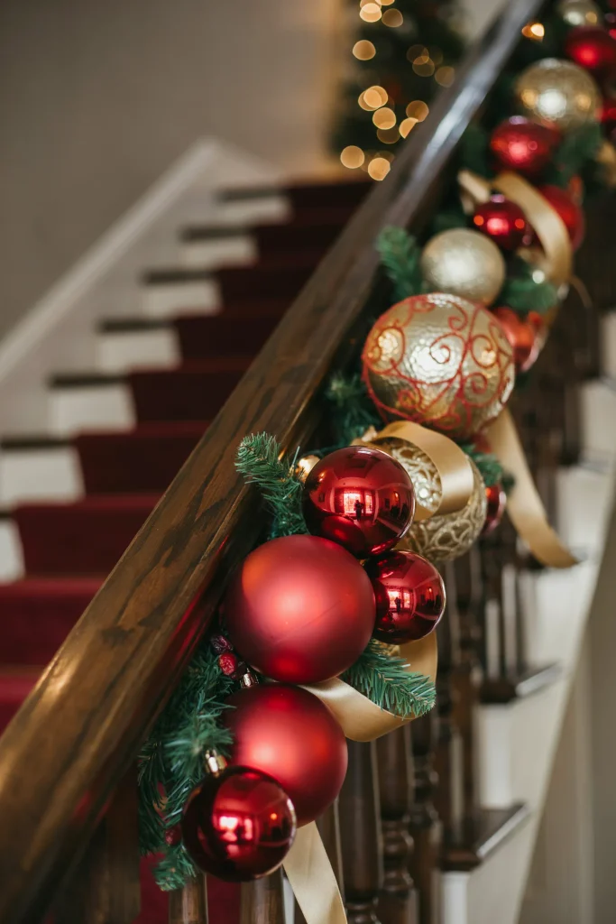Ornament Cluster Accents