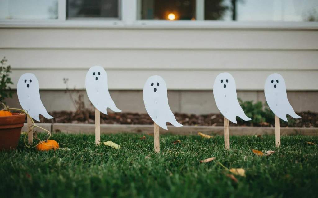 halloween yard decor